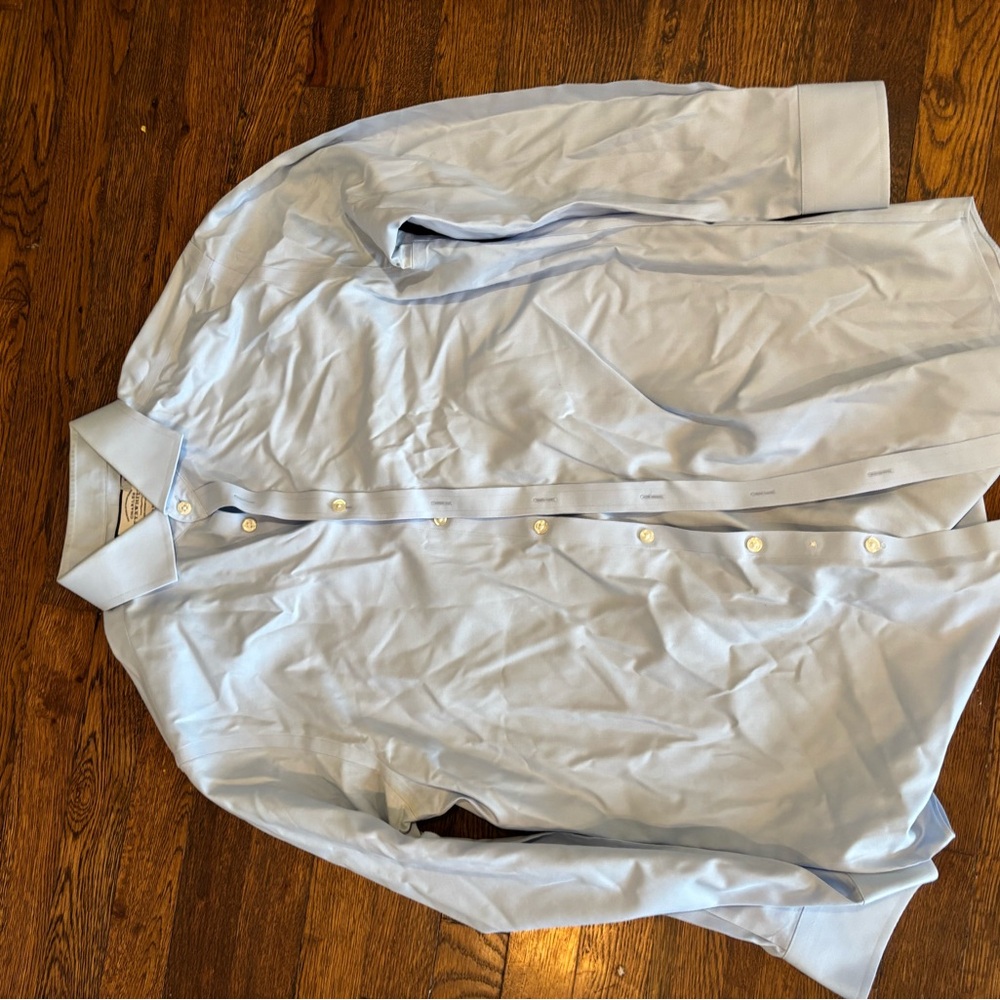 CHARLES TYRWHITT LIGHT BLU BUTTON DOWN